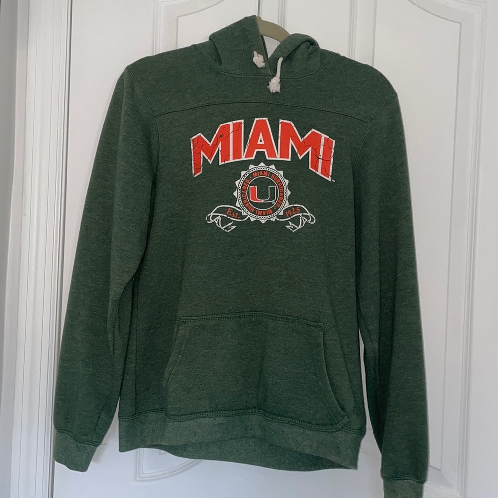 UM Hoodie Sweater